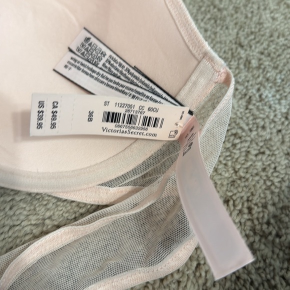 BNWT Victoria Secret 36B Demi Bra - Picture 6 of 7